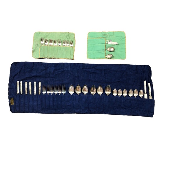 1847 Rogers Bros Frank Herschede Silversmith Vintage XS Triple 36 Pcs Silverware - Picture 1 of 11